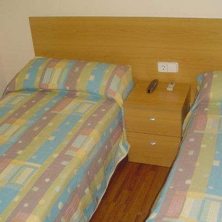 Hostal Vimar La Llosa 外观 照片